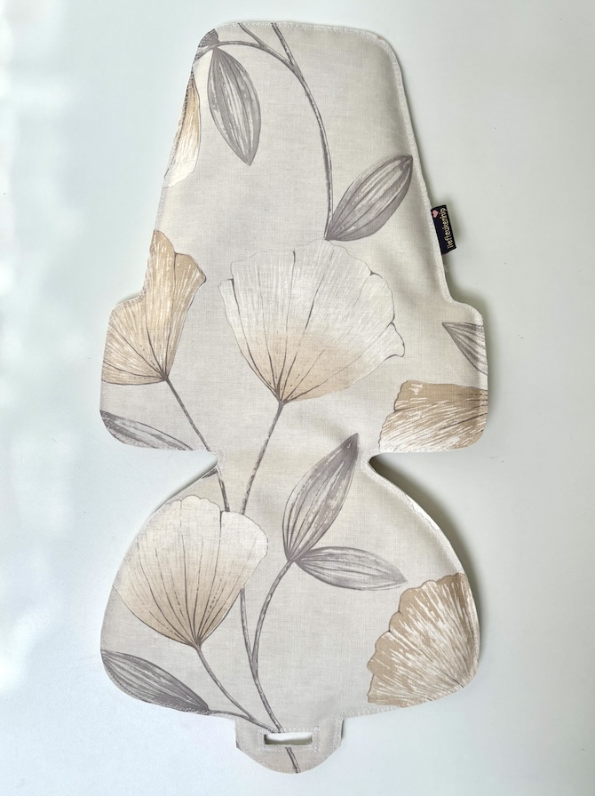 Naturel Flower inlay kussen voor de bobike maxi